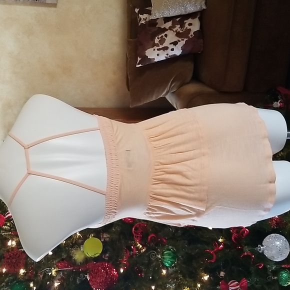 American eagle outfitters top peach in color small - Picture 3 of 9
